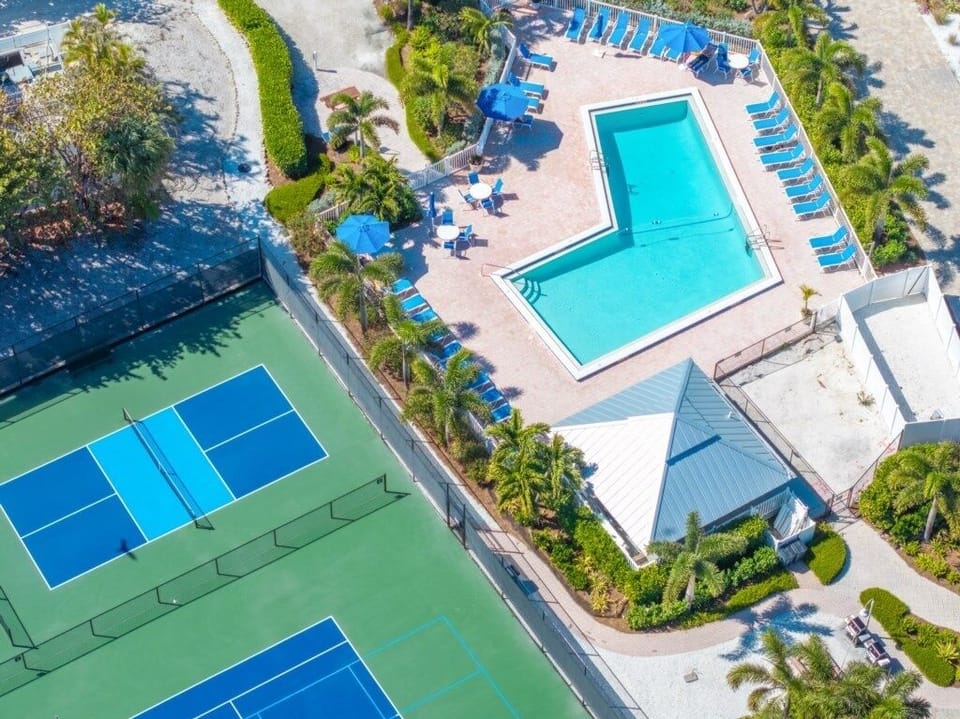 Sunset Captiva Bayside Unit 103 2 Bedroom Condo Apartment in Sanibel Island