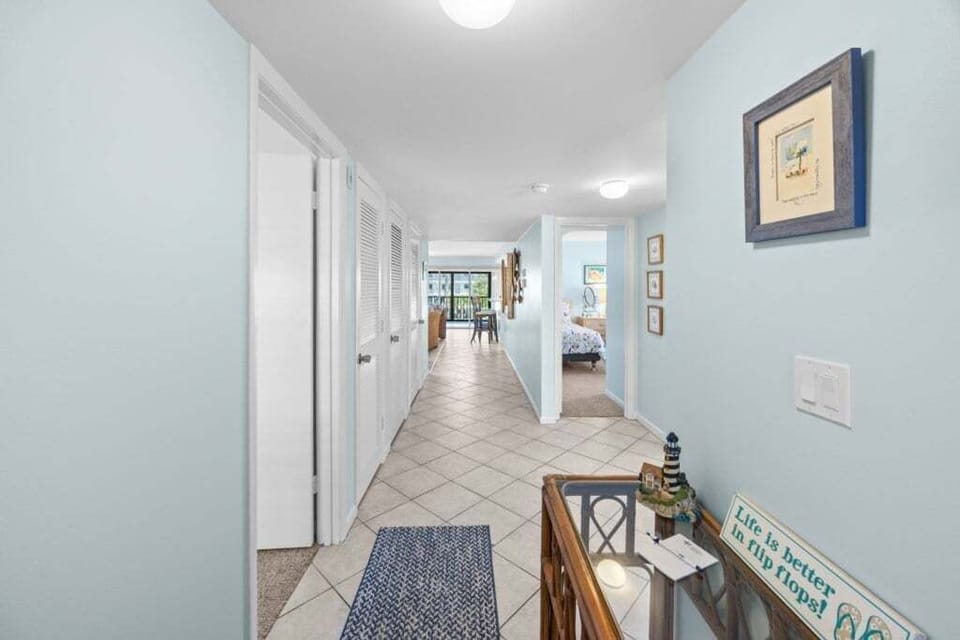 Condo, 3 Bedrooms | Interior