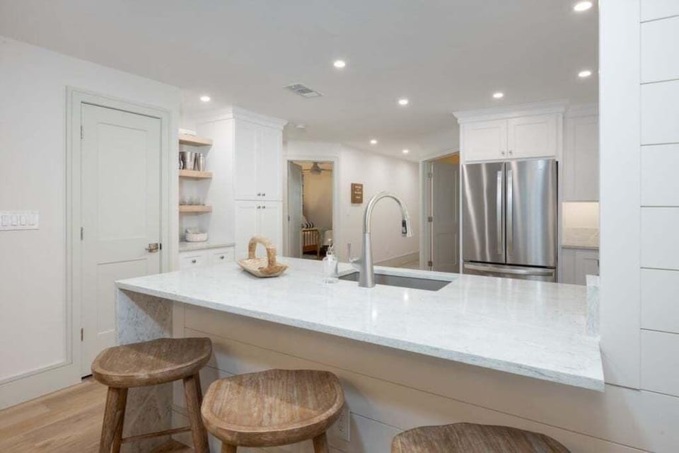 Condo, 3 Bedrooms | Private kitchen