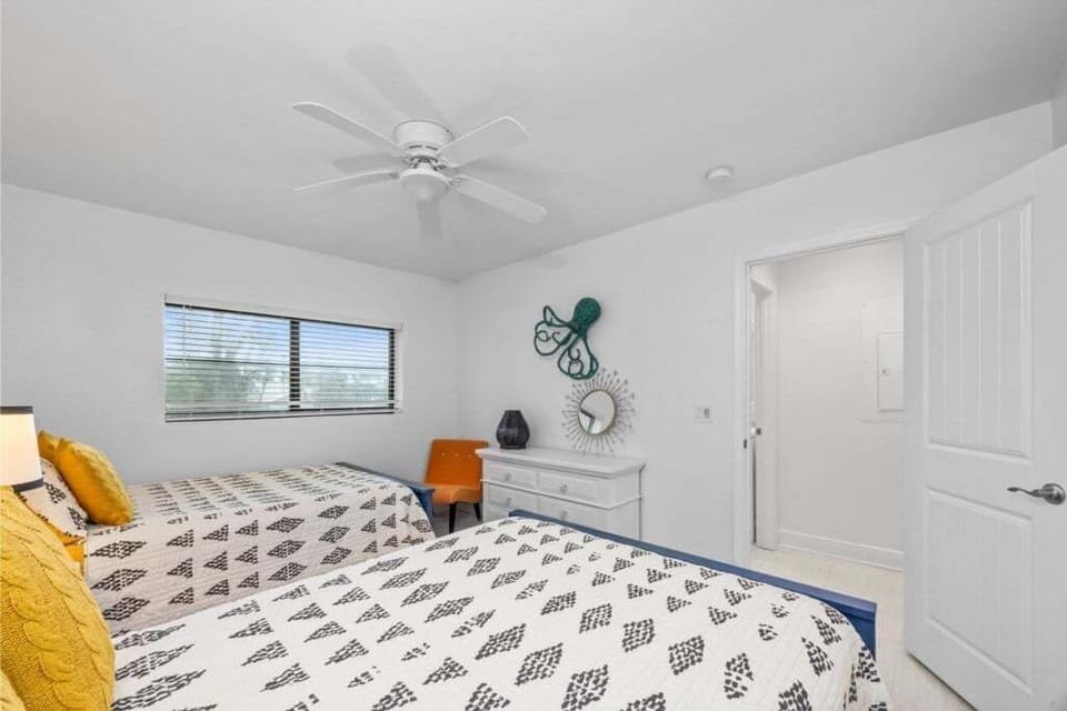 Condo, 3 Bedrooms | 3 bedrooms, free WiFi
