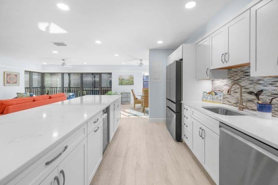 Condo, 2 Bedrooms | Interior