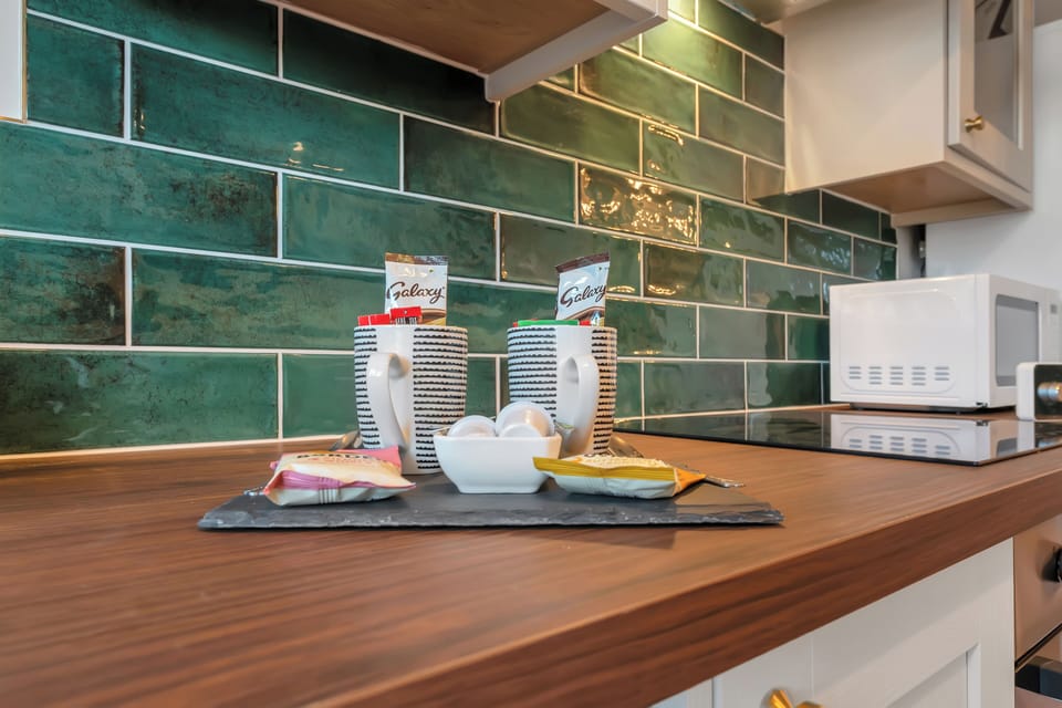 Cottage, 1 Bedroom, Non Smoking, Kitchen | Miscellaneous