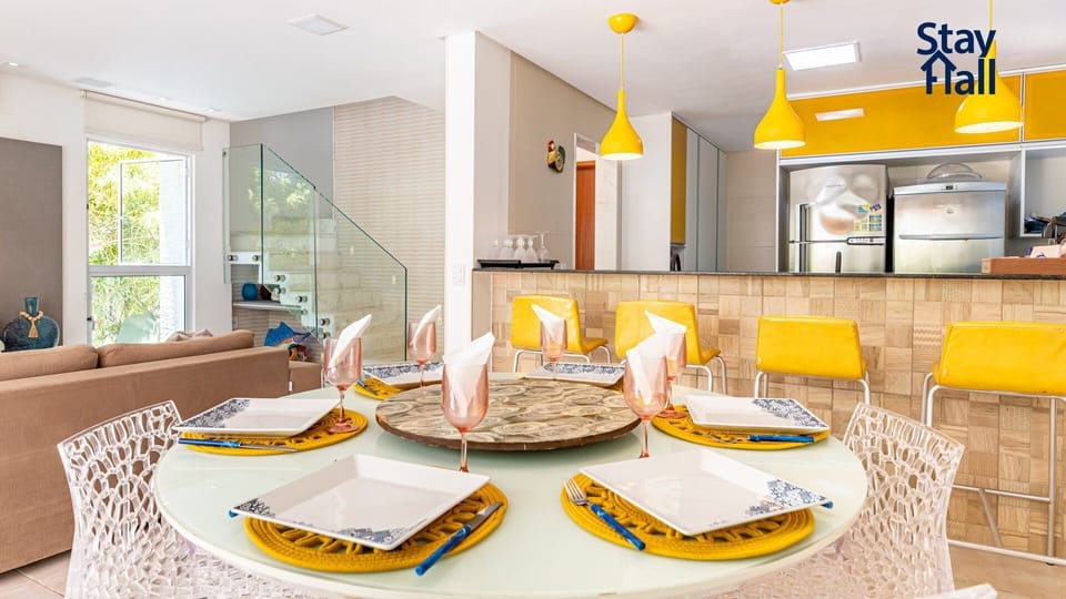 Bungalow | Dining