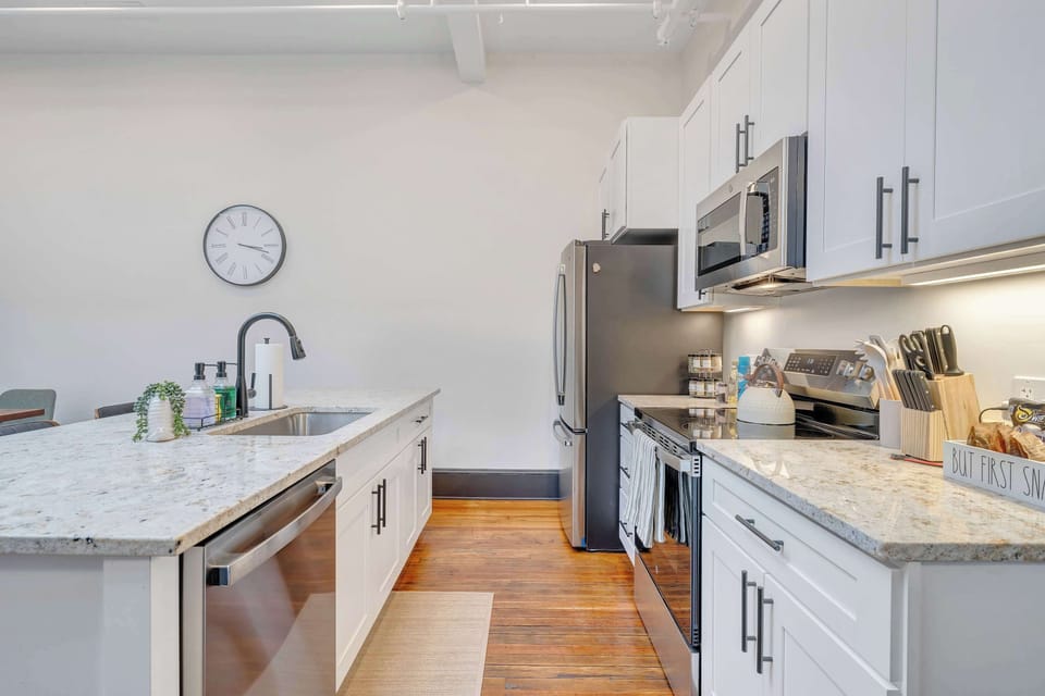 The spacious kitchen is set up to meet all your cooking and dining needs
