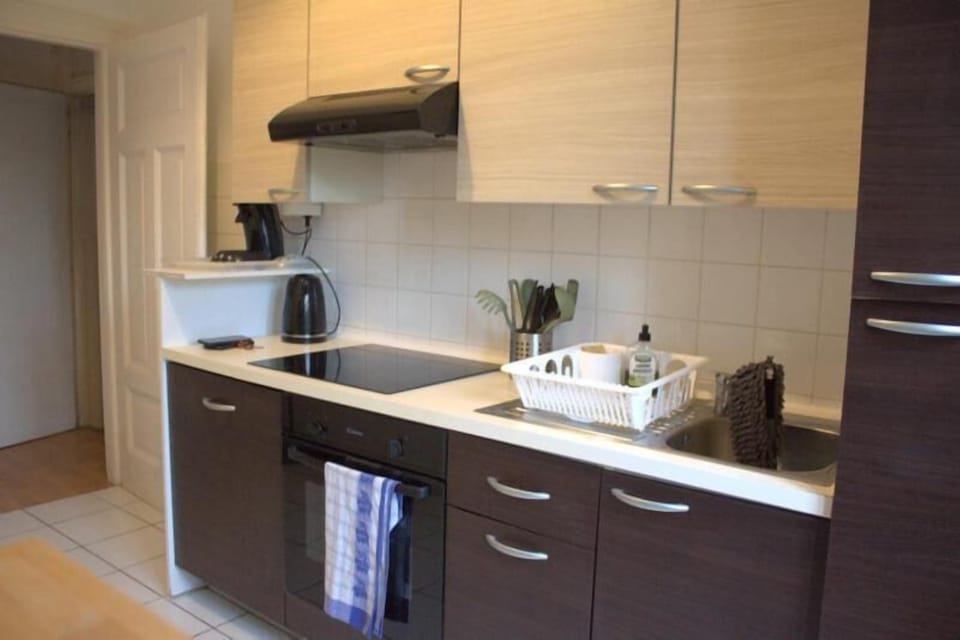 Apartment, 2 Bedrooms | Private kitchen | Dining tables