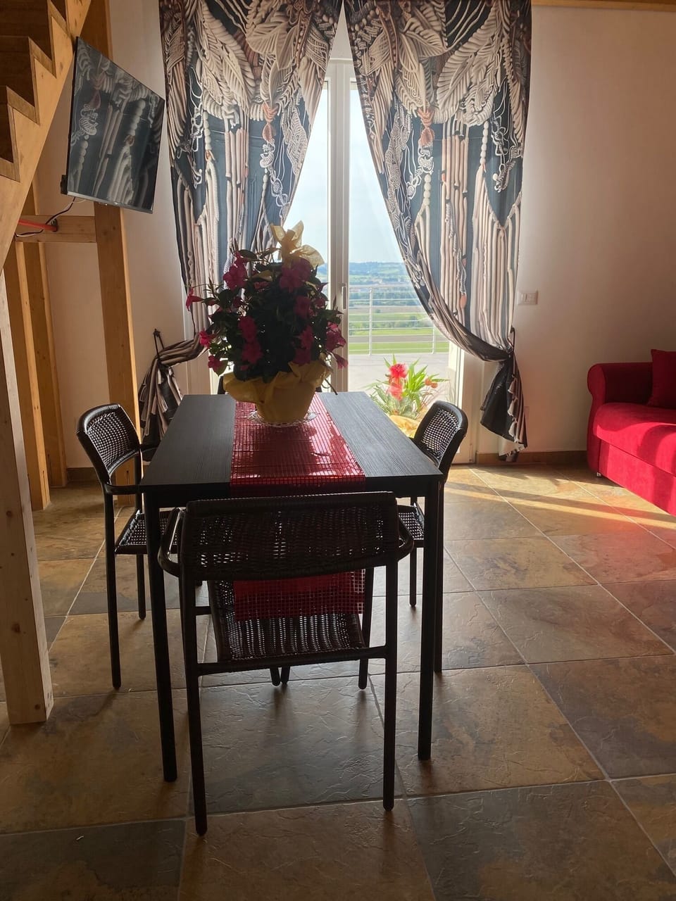 Double or Twin Room, Sea View | Living area | 40-inch Smart TV with digital channels
