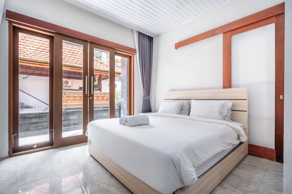 Deluxe Suite | Desk, free WiFi, bed sheets
