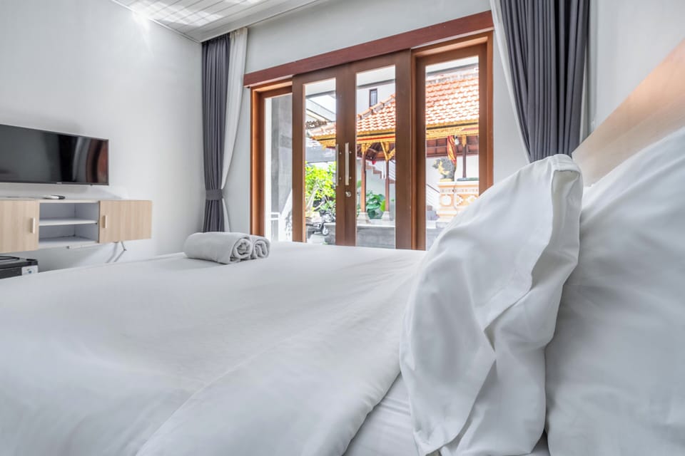 Deluxe Suite | Desk, free WiFi, bed sheets