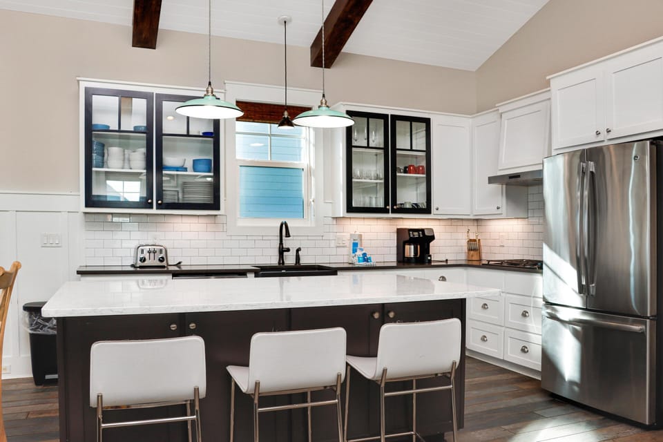 House, Multiple Beds (Southern Charm) | Private kitchen