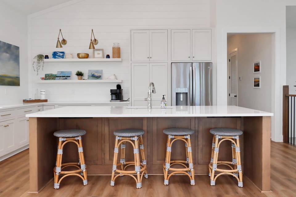 House, Multiple Beds (West Wind) | Interior
