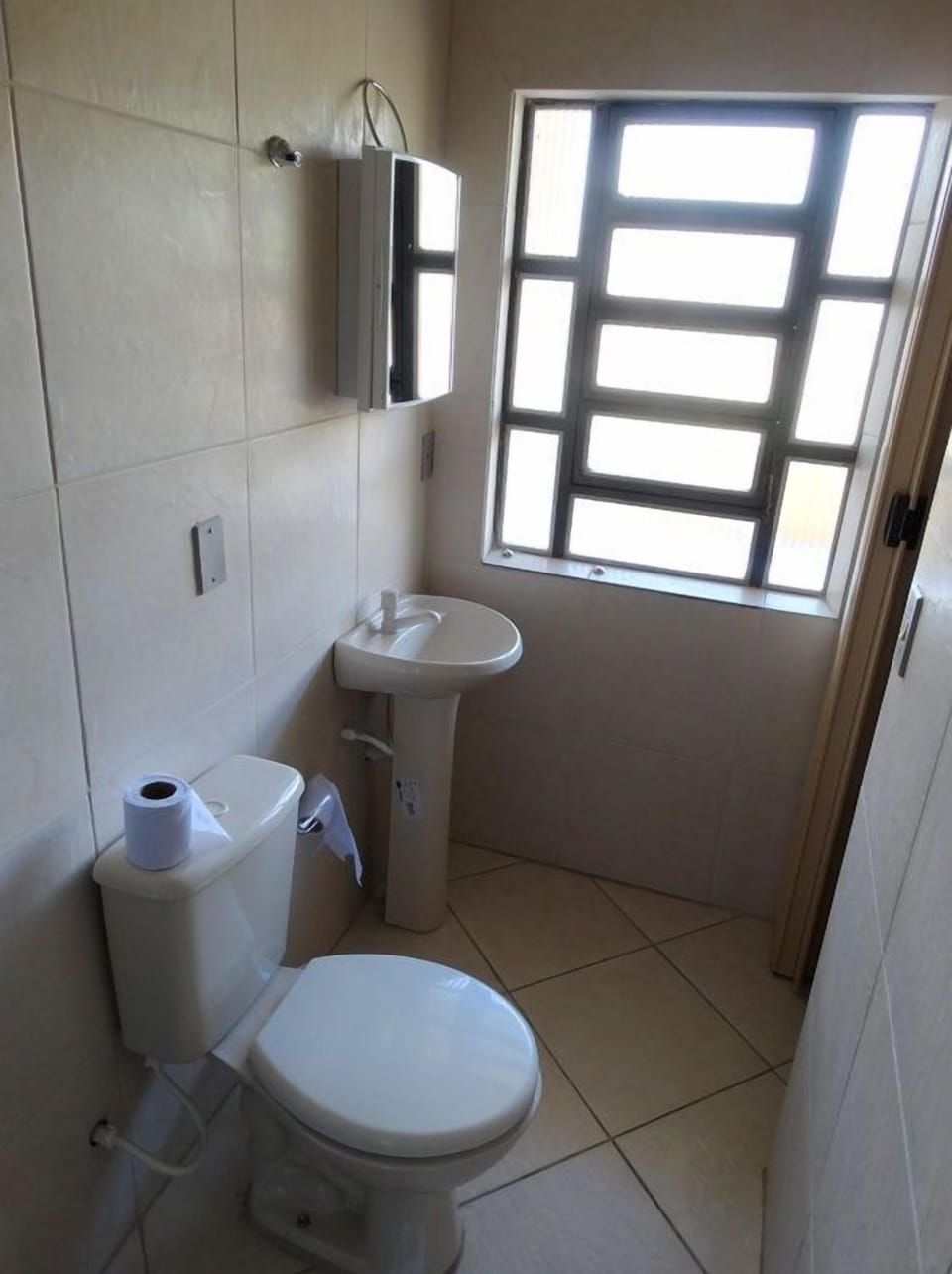 Standard Double Room | Bathroom | Shower, towels
