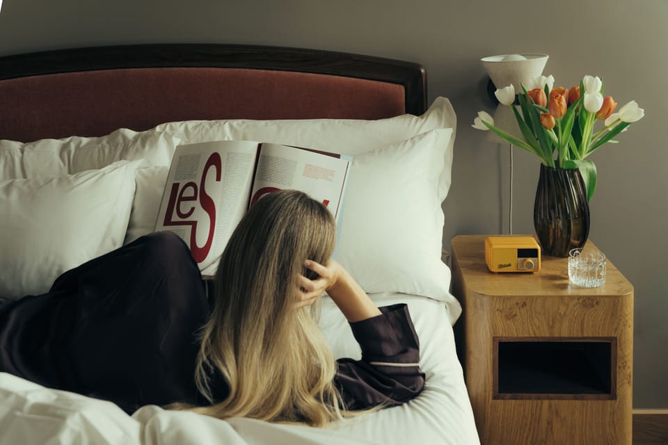 Egyptian cotton sheets, premium bedding, in-room safe, desk