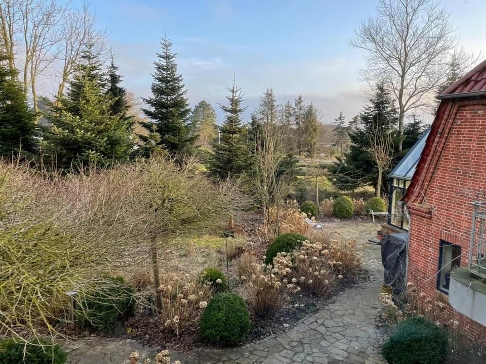 Apartment, 1 Bedroom, Ocean View | Property grounds