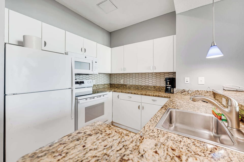 Large Kitchen Area
