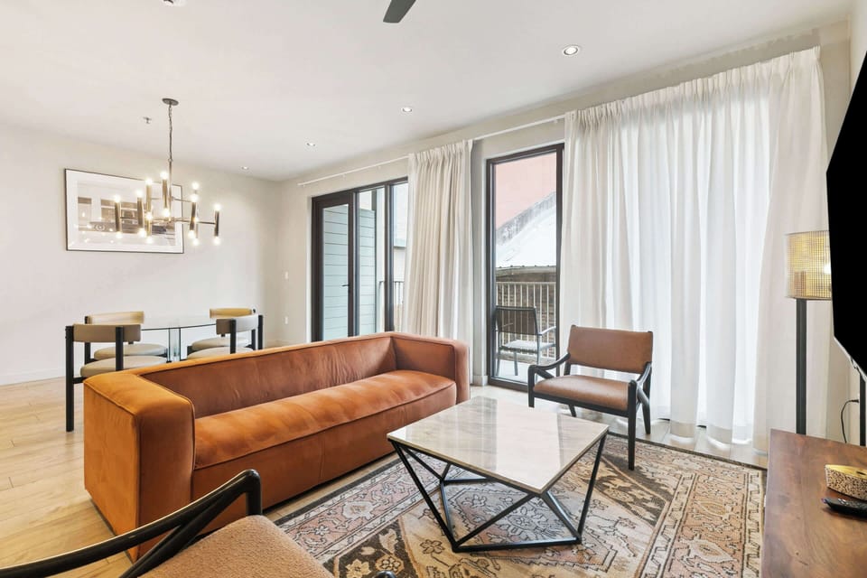 Living Room w/ Balcony Access