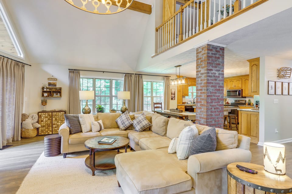 Living Room | Main Level | Gas Fireplace | Smart TV