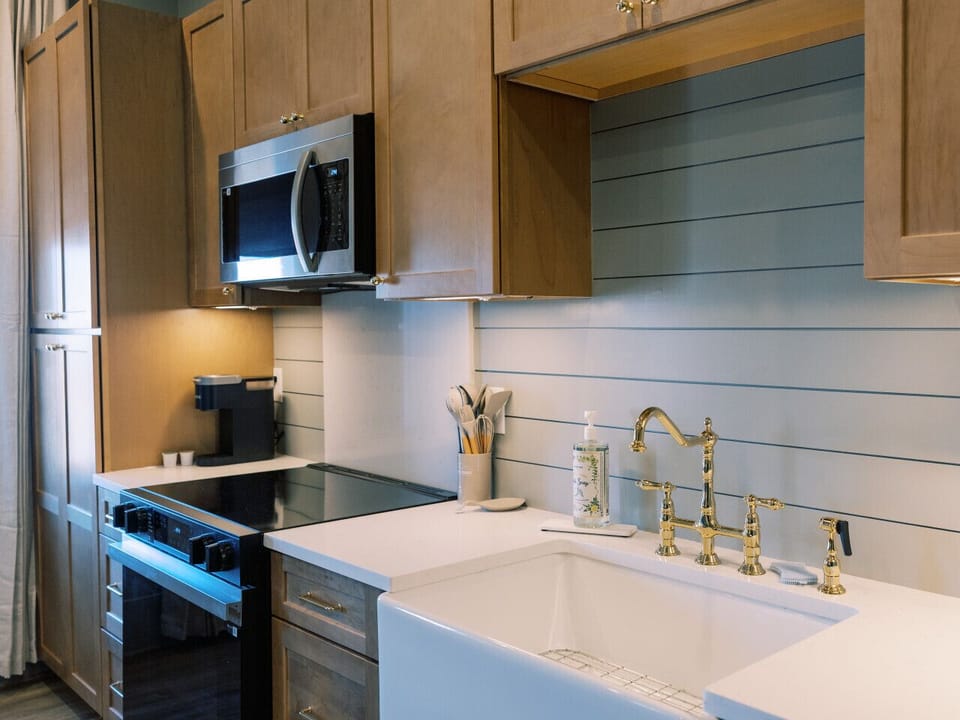 secondary kitchen