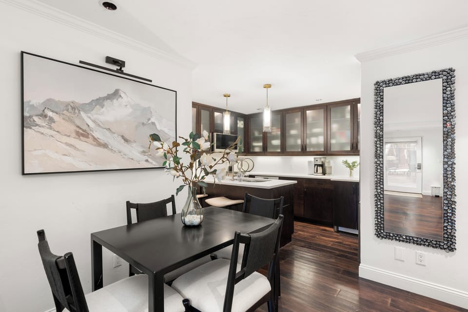 Fully-equipped kitchen and dining area.