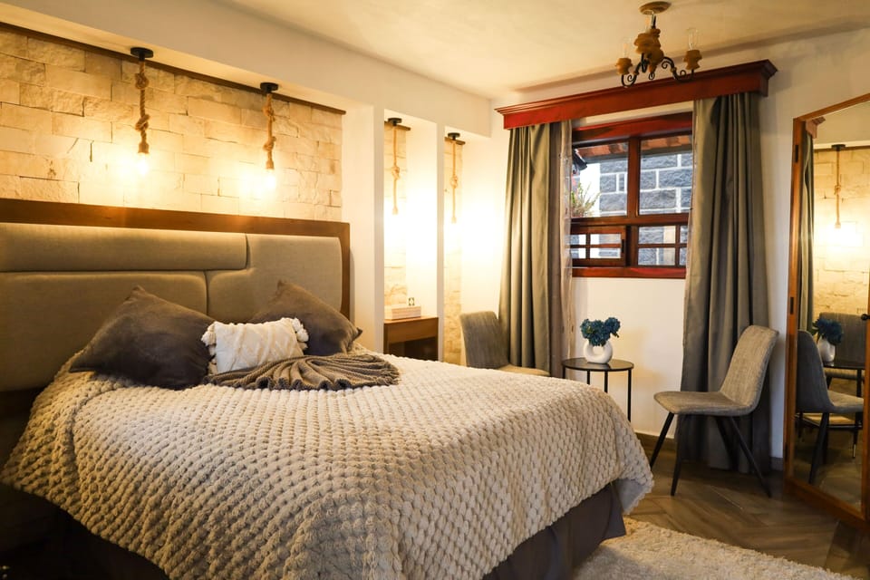 Standard Double Room | In-room safe, iron/ironing board, free WiFi