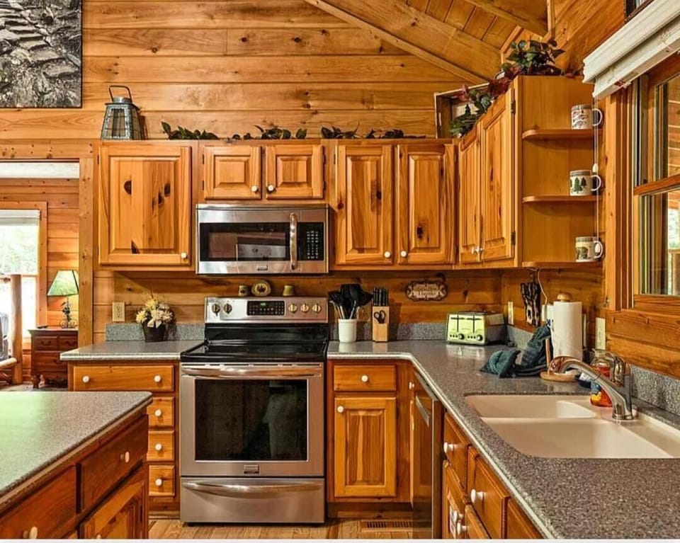 Fully equipped kitchen