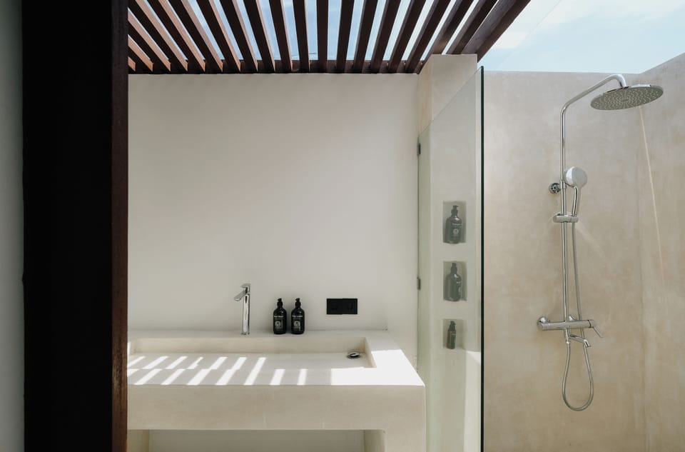 Bidet, towels, soap, shampoo