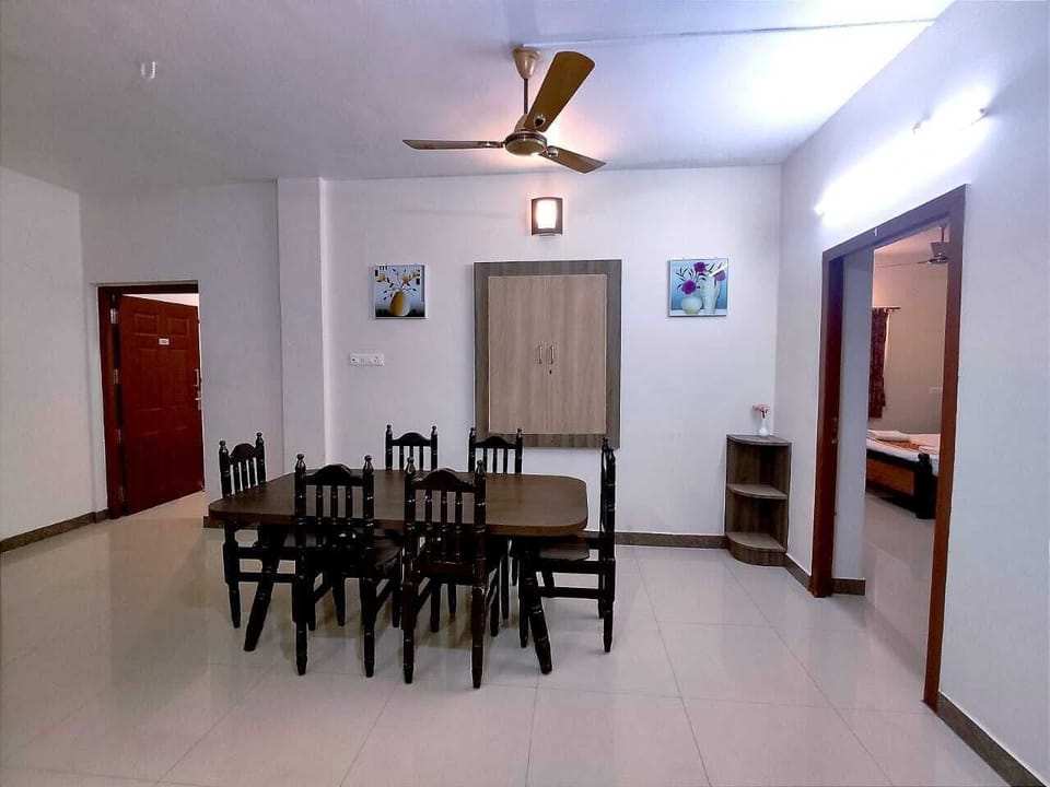 Family House | Dining