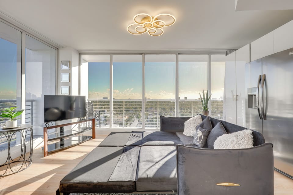 Living Room | King Sleeper Sofa