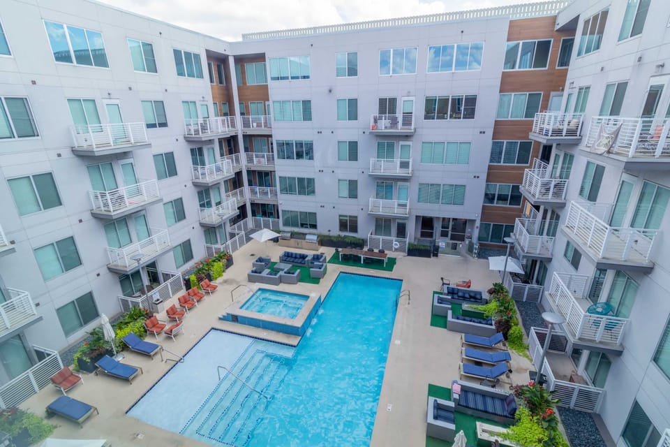 Seasonal Pool