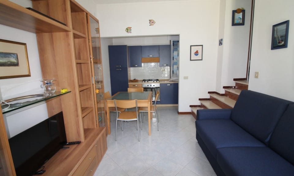 Villa, 2 Bedrooms, Patio, Garden View | Living room