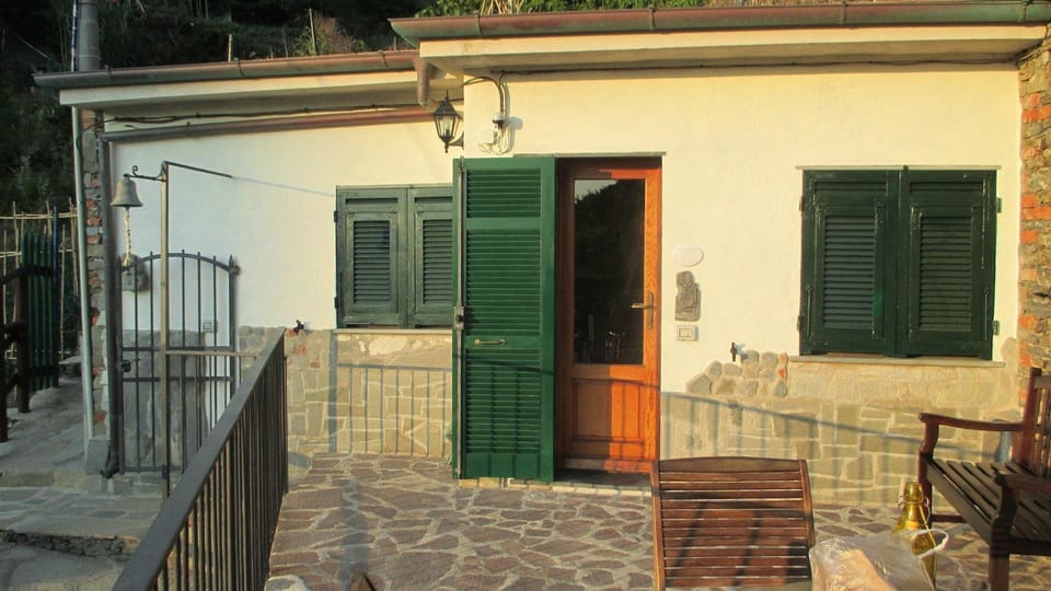 Basic Double Room, Sea View | Property grounds