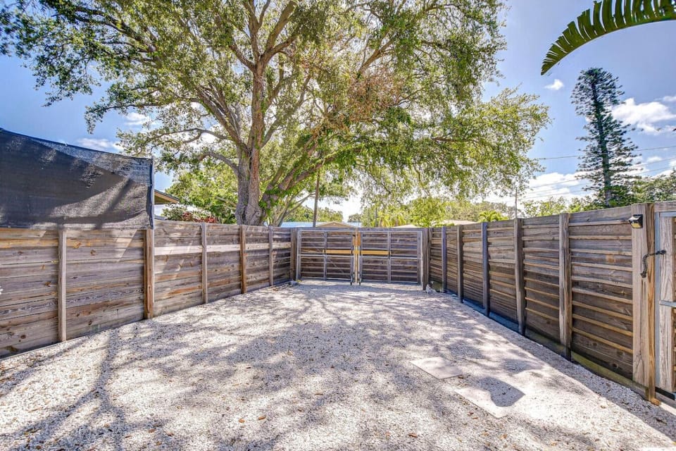 Oversized RV or Boat Parking (Fenced-in)