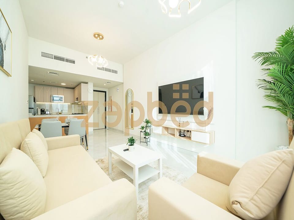 Apartment, Balcony, City View | Living area