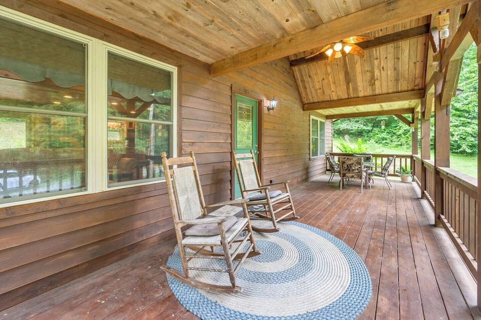Front Porch sitting area/dining area