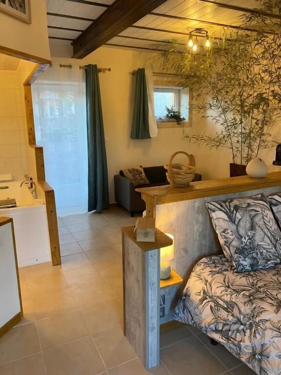 Honeymoon Room, Hill View | Interior