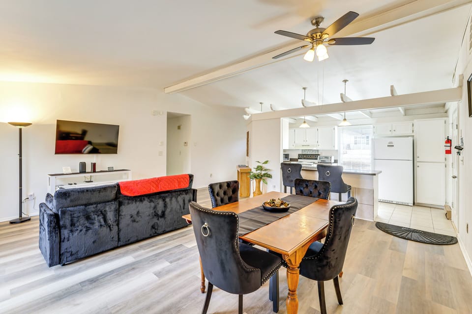 House (2 Bedrooms) | Interior