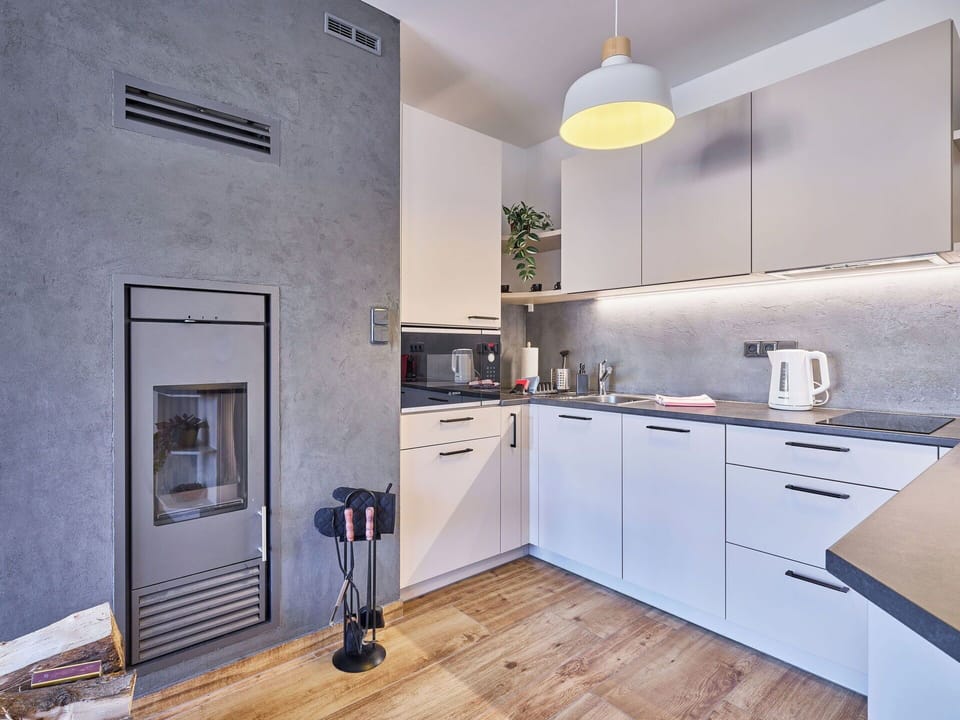 Flooring, Interior Design, Furniture, Kitchen Appliance, Kitchen, Countertop, Home Appliance, Floor, Major Appliance, Ceiling