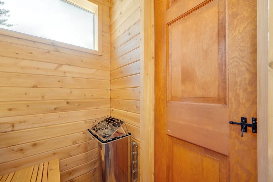 House (1 Bedroom) | Interior