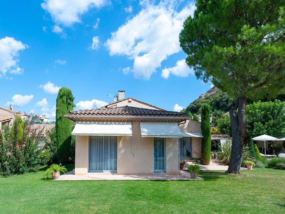 Villa | Exterior