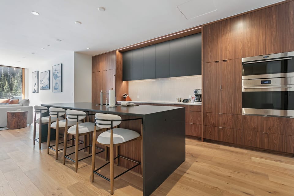 Condo, 3 Bedrooms | Private kitchen | Coffee/tea maker, fridge, oven, toaster