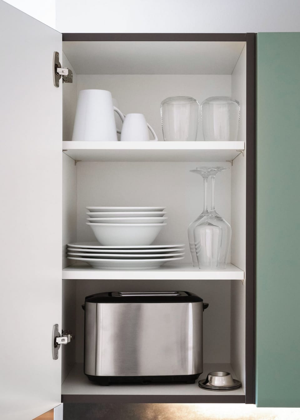 Espresso maker, electric kettle