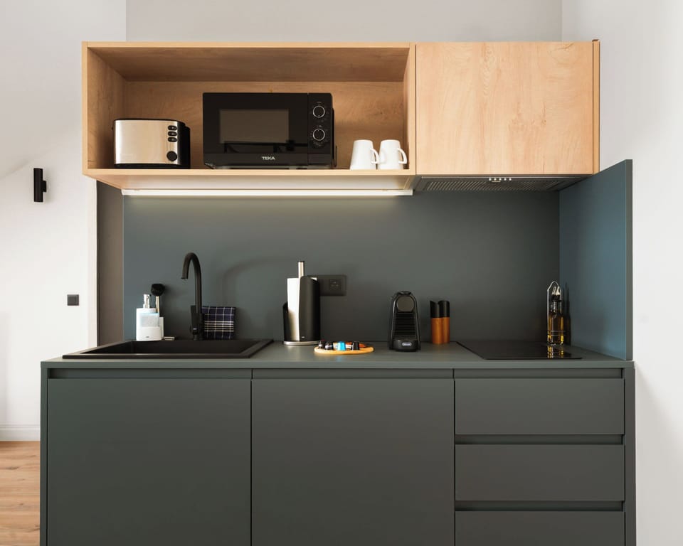 Suite | Private kitchen | Espresso maker, electric kettle