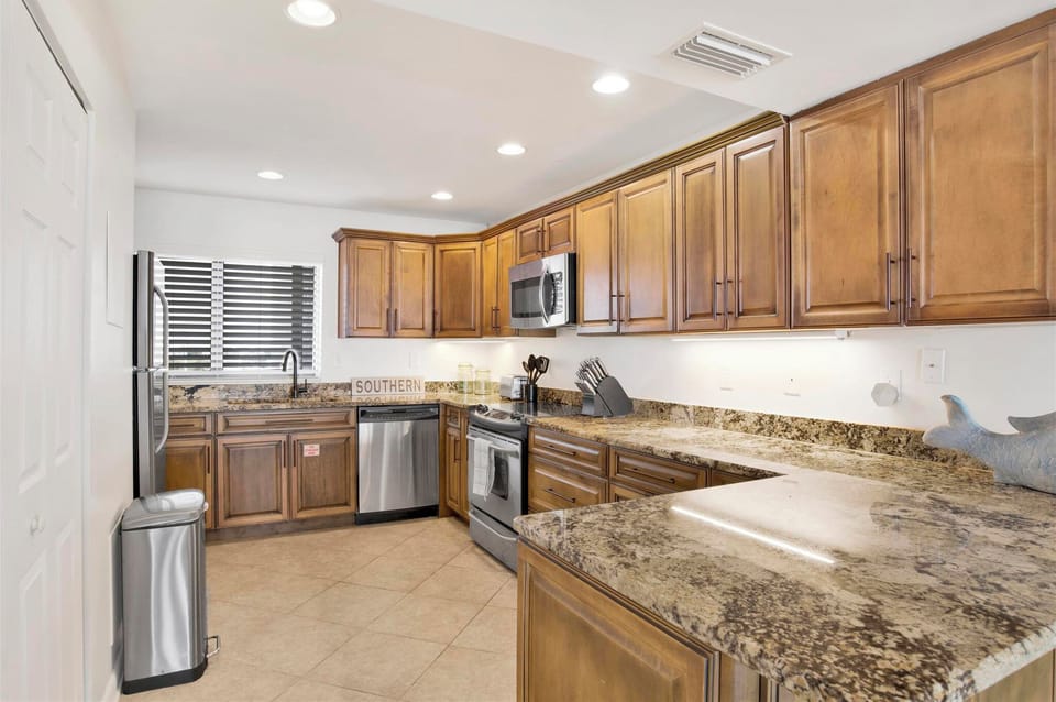 Shipwatch - Perdido Key, FL - Signature Properties