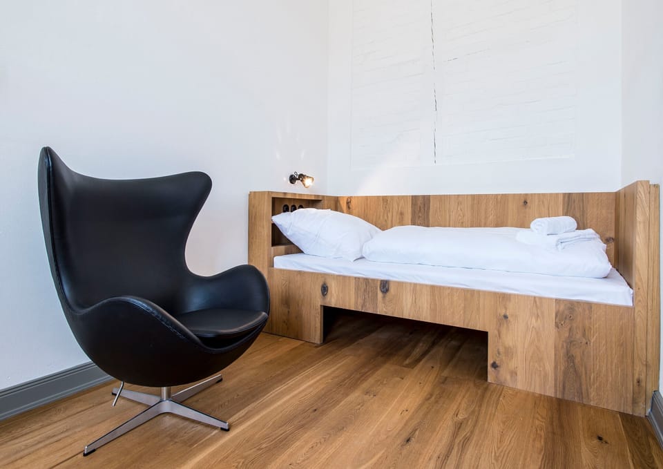 Apartment Kultur Gut Hasselburg – Saxophon with Shared Terrace and Wi-Fi Apartment in Ostholstein