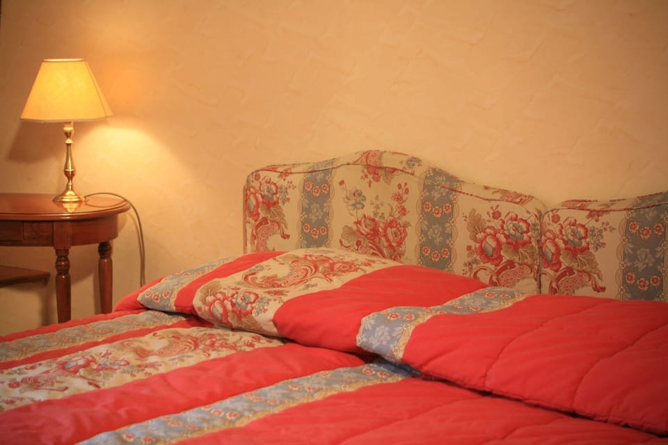 Classic Double or Twin Room | In-room safe, free WiFi