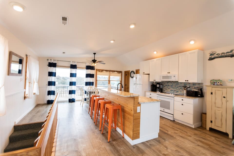 Kitchen and dining area