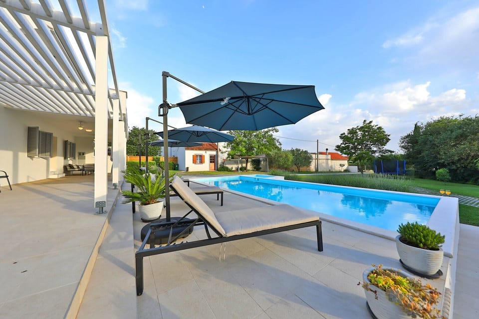 Holiday Home Swimming Pool