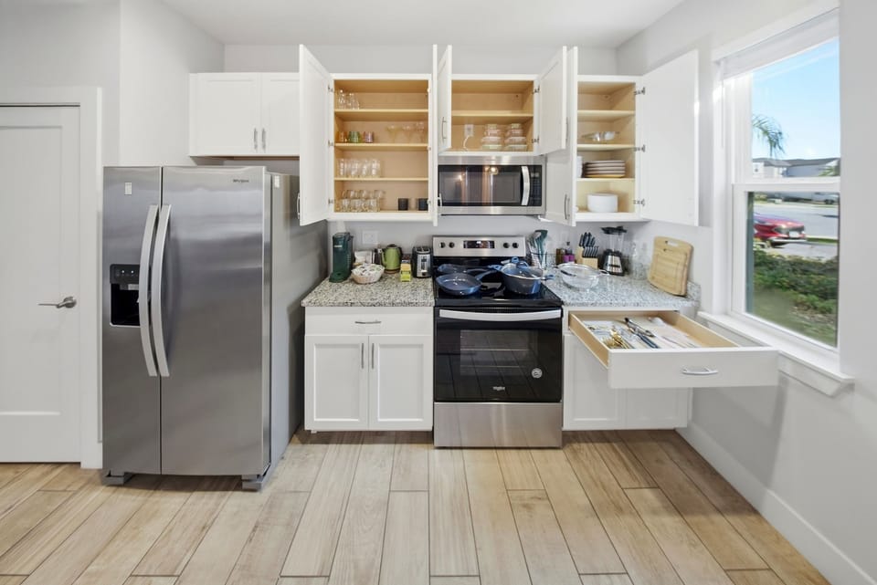 Fully equipped kitchen