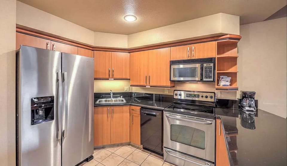 Fully equipped kitchen