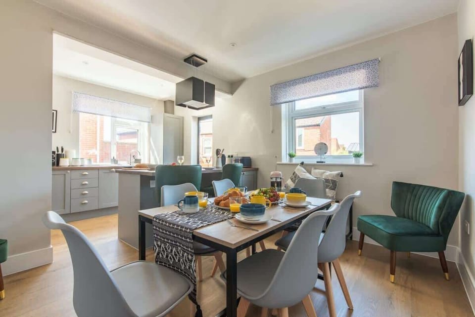 Kitchen-dining area