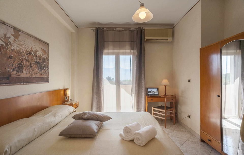 Standard Room, Balcony, Pool View | Desk, free WiFi, bed sheets